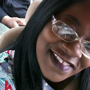 Meet your Posher, Ebony